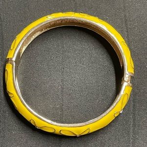 Talbots Yellow Enamel Clear Rhinestone Flower Bangle Bracelet Gold Tone Clamper